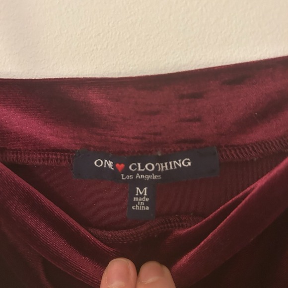 One Clothing Los Angeles-Burgundy Velvet Top-Sz M-Fairy-Vamp-Coquette - Picture 4 of 8